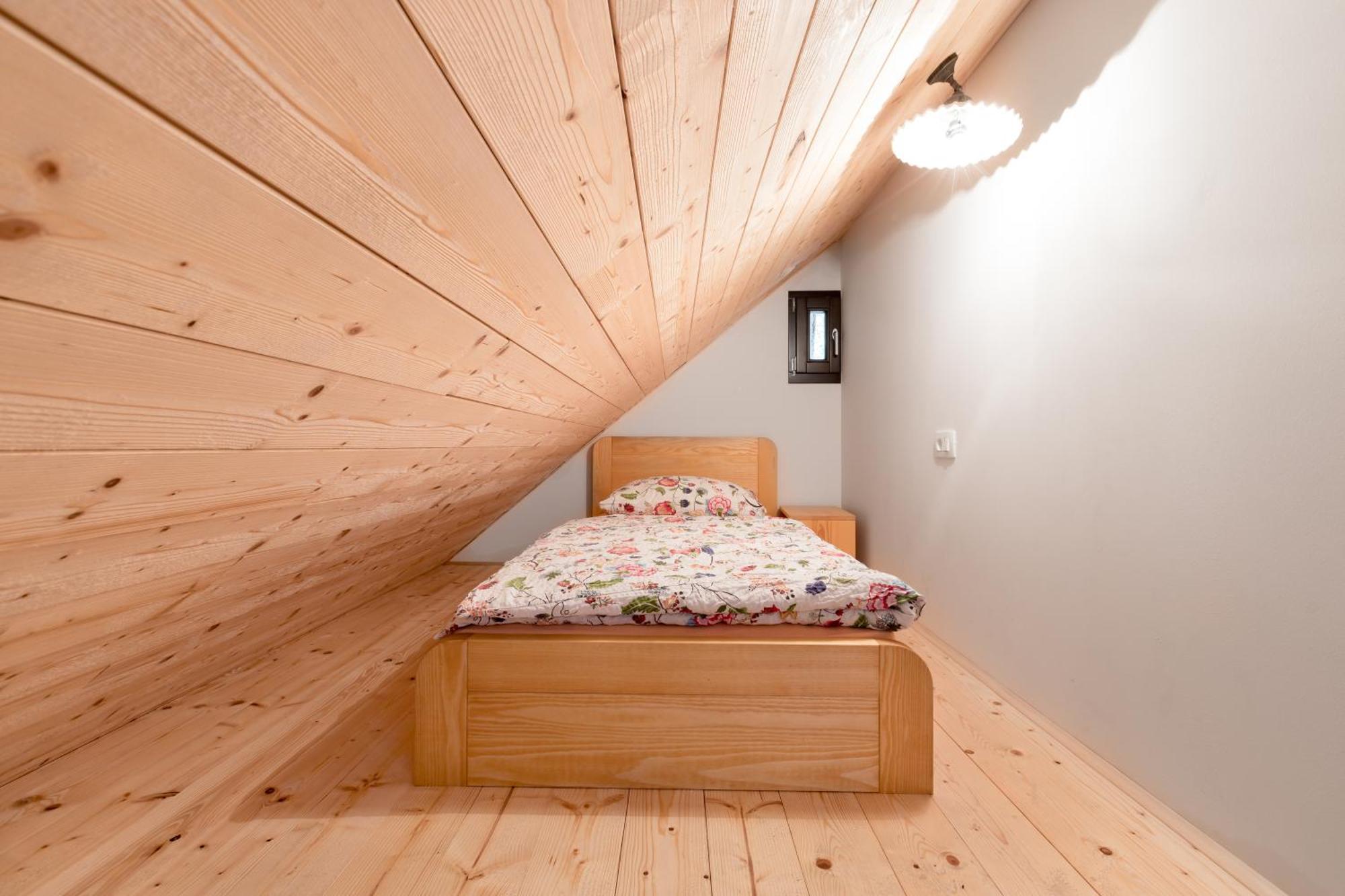 Homestead Farm Tesnak Gorenja Vas  Room photo