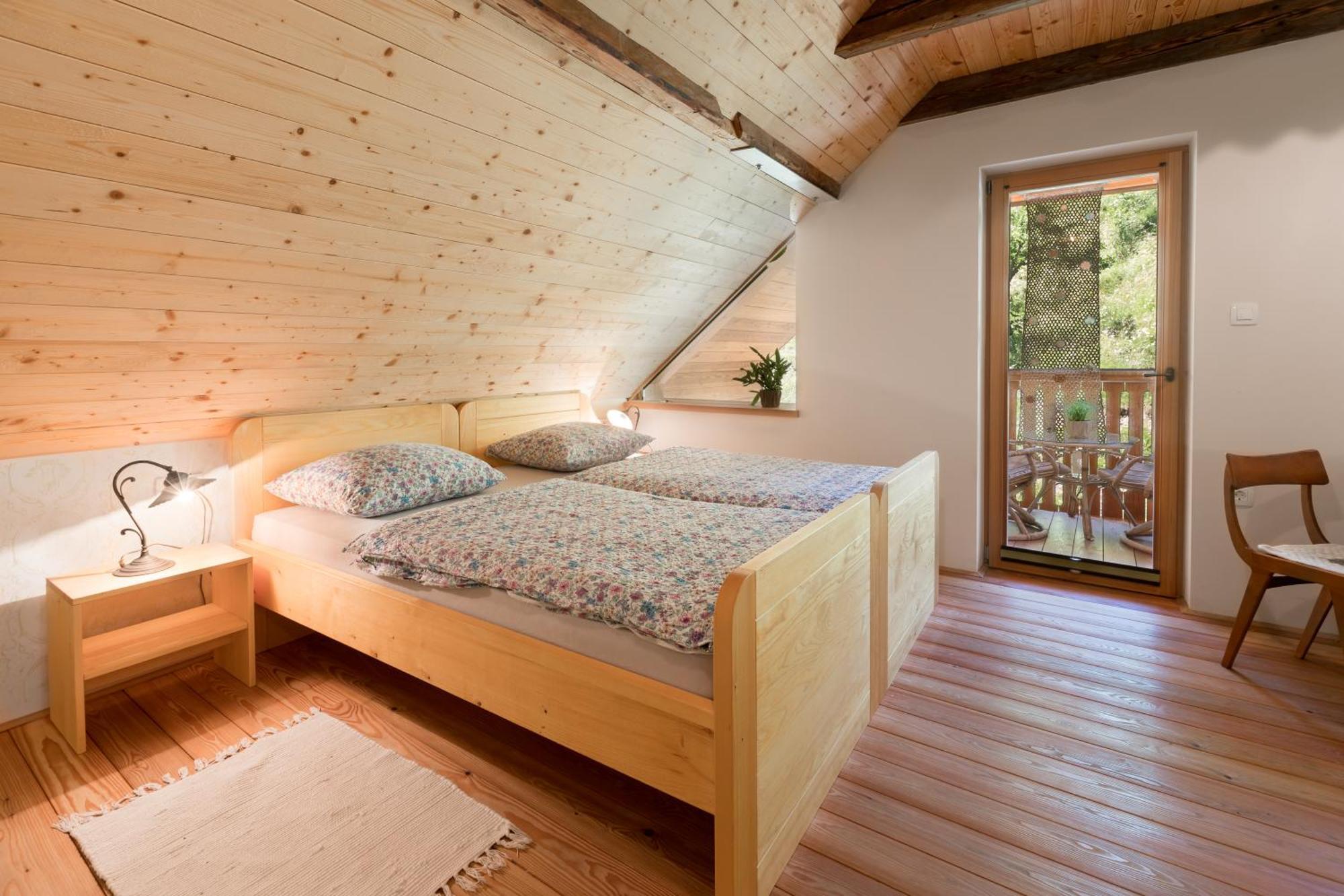 Homestead Farm Tesnak Gorenja Vas  Room photo